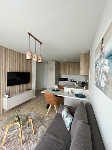 Moruse With Parking Apartmán